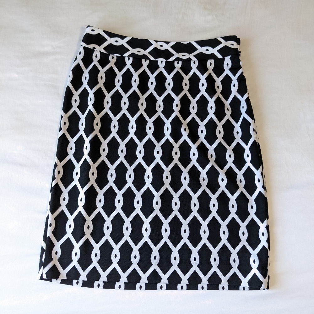 Adrienne Vittadini Geometric Pencil Skirt Unlined Size 4